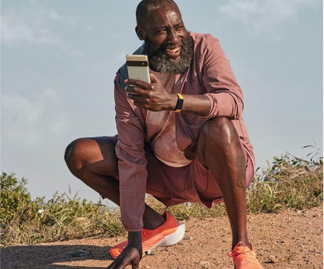 Фитнес-браслет Fitbit Inspire 3 Tracker Black/Morning Glow